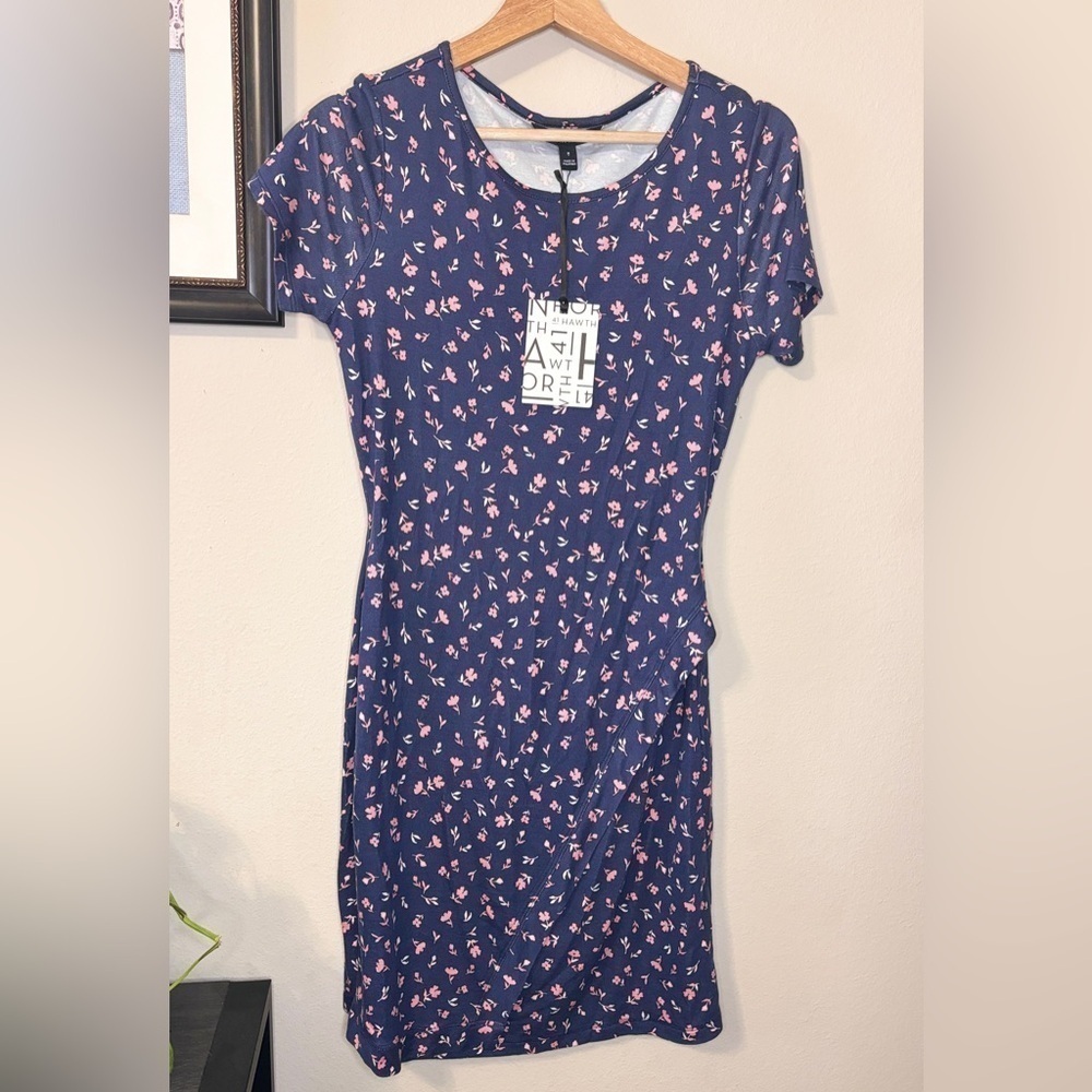 41 Hawthorn stretch Navy and Pink Short Sleeve Dress